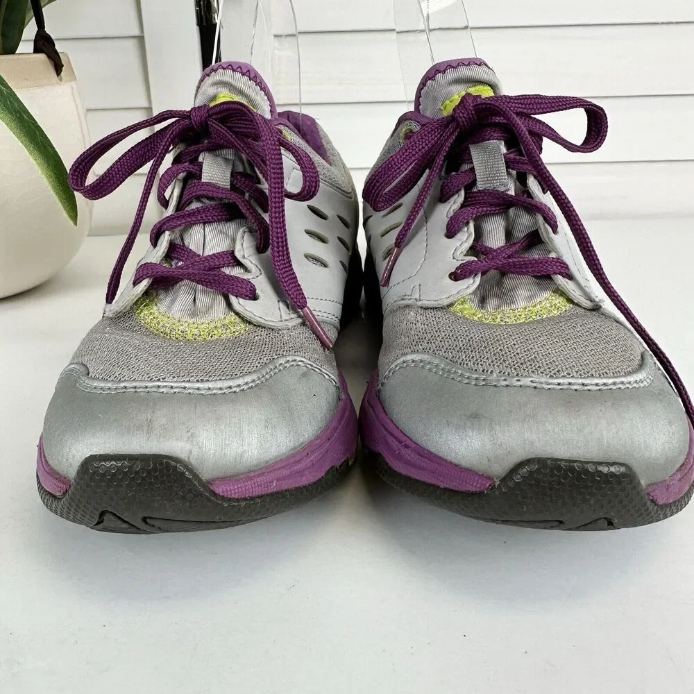 Vionic Venture Low Top Sneaker Silver Purple Arch Support Orthopedic Shoe Size 6